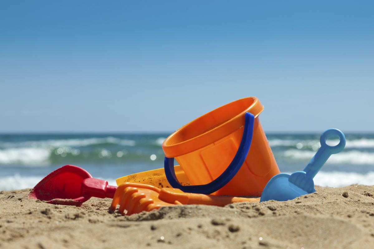 beach-sand-toys